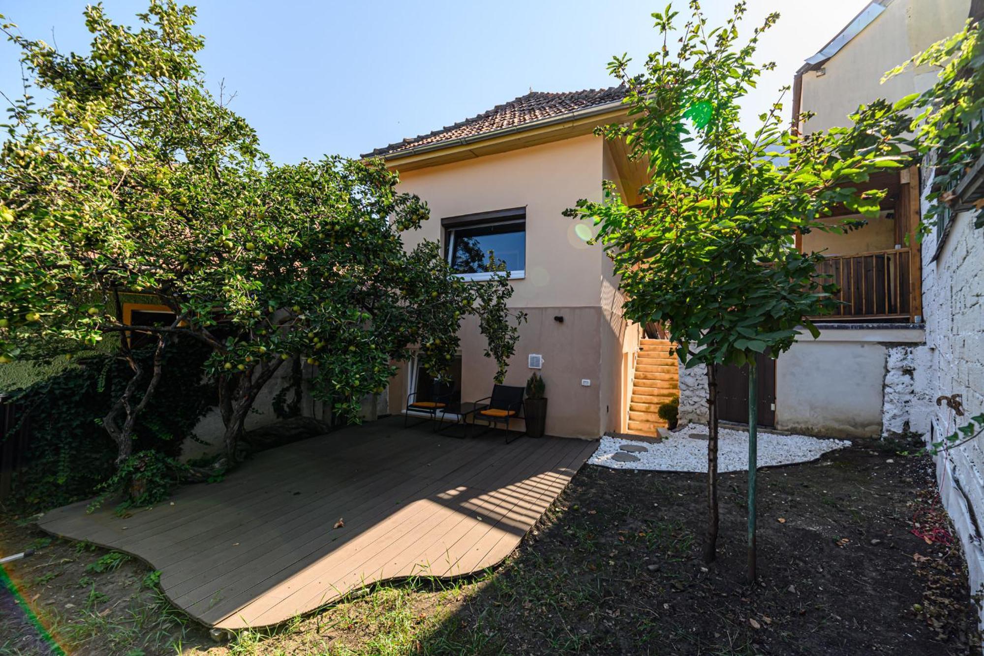 Lagom - Hot Tub Hideout Brasov Exterior photo